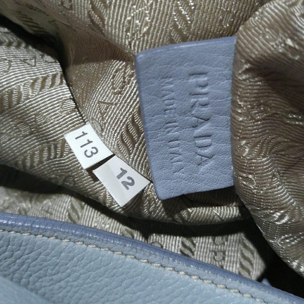 💎HOST PICK💎 Vitello Daino Calfskin XL Hobo - Picture 4 of 8